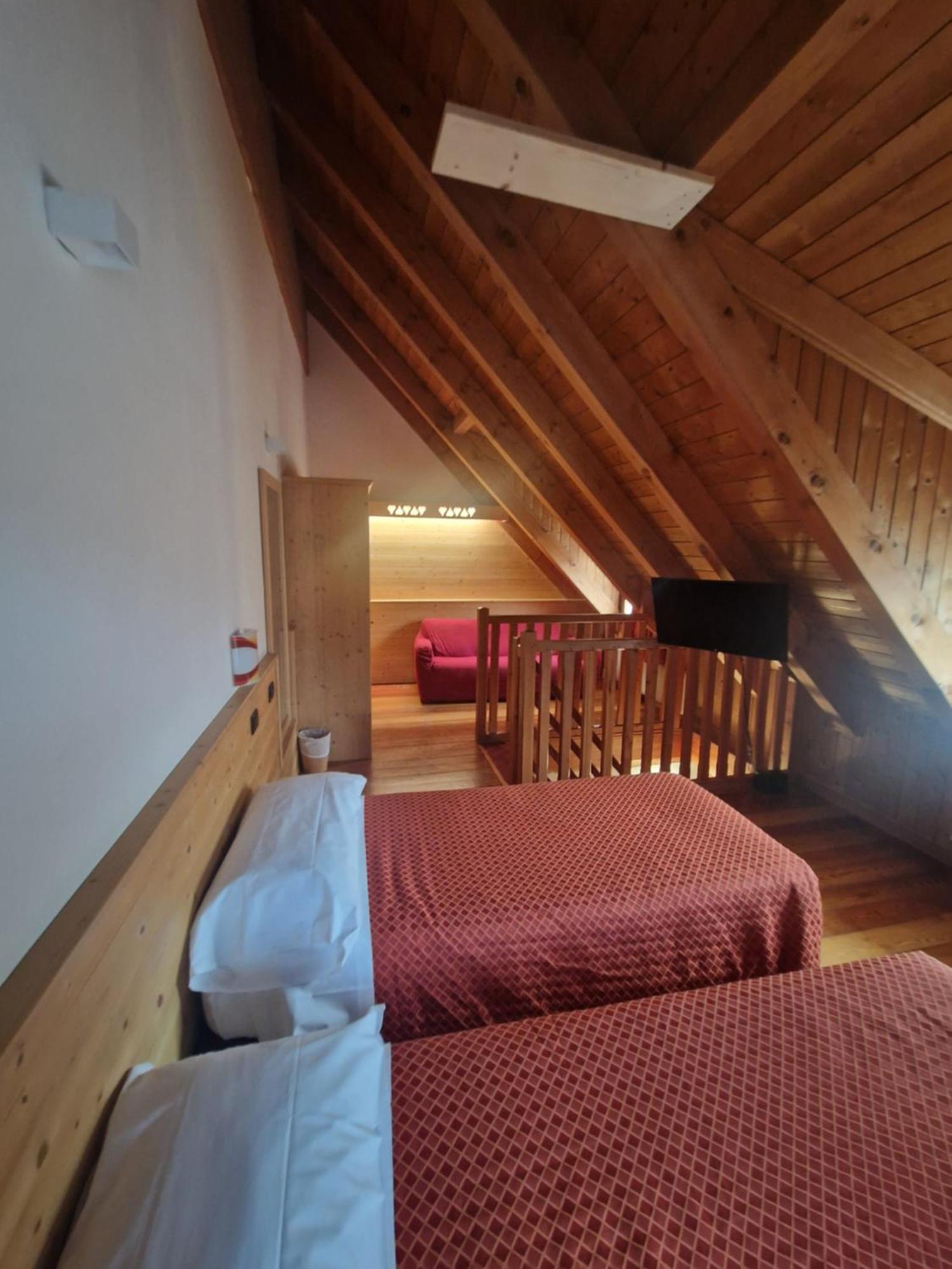 Hotel Raibl E Appartamenti Tarvisio Luaran gambar